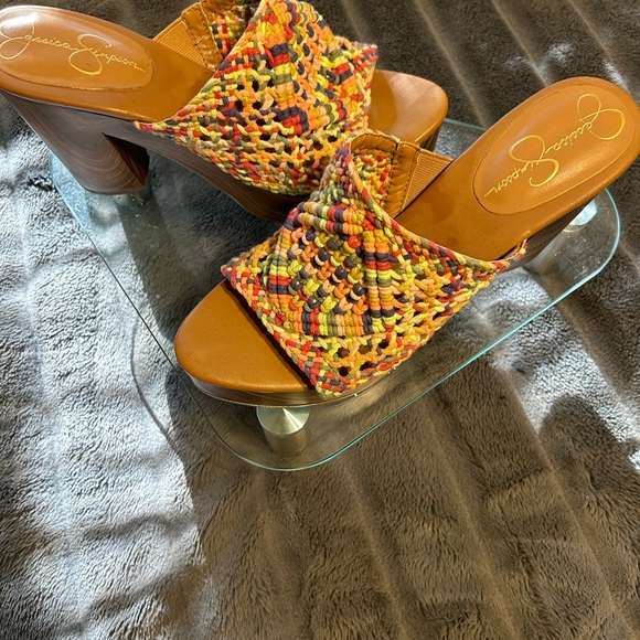 Jessica Simpson - Picture 3 of 3